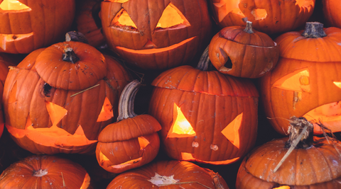 citrouilles d'Halloween de différentes tailles