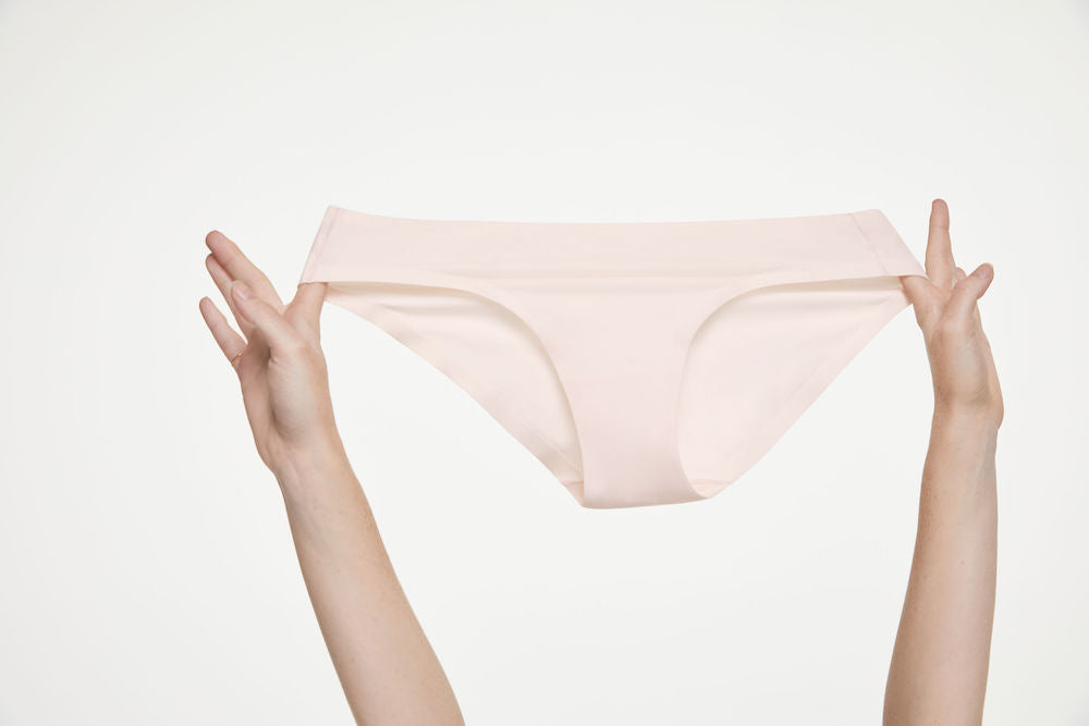 The Best Seamless & No Show Women's Underwear: Avoid Underwear Lines &  Uncomfortable Undies - Best Invisible Underwear for Women