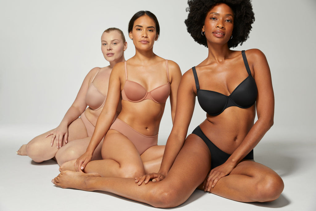The Problems You'll Deal With If You Wear An Ill-Fitting Bra (& It Goes Way  Beyond Sagging Breasts)