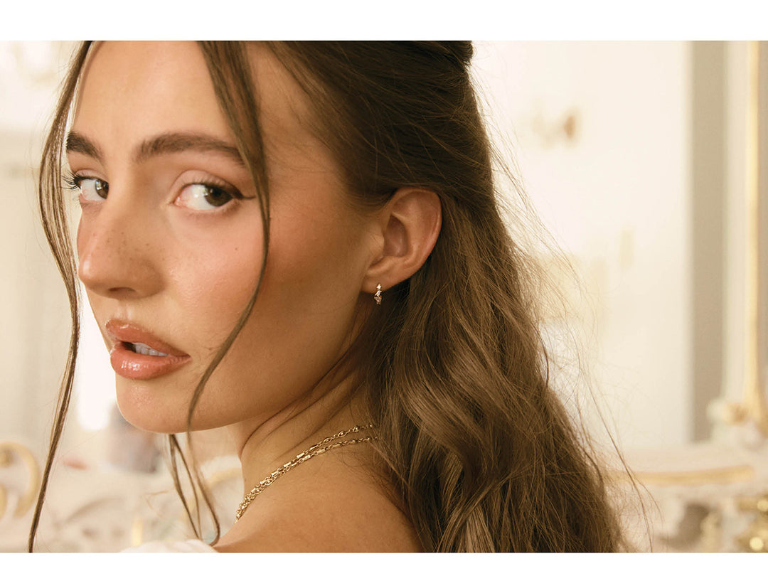 Romantics Campaign Imagery_YCL_Gold Jewellery