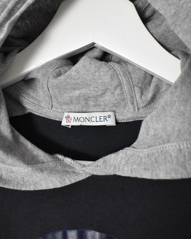 moncler t shirt small logo