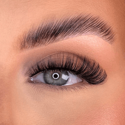 Best false eyelashes for monolid eyes