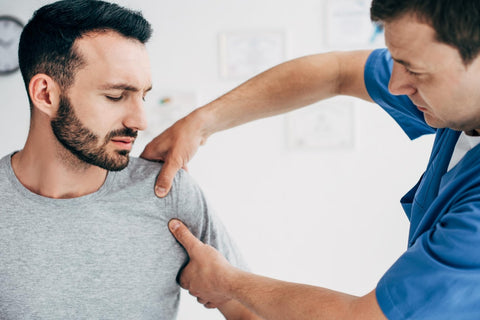 See a Doctor or Specialist for Shoulder Injury