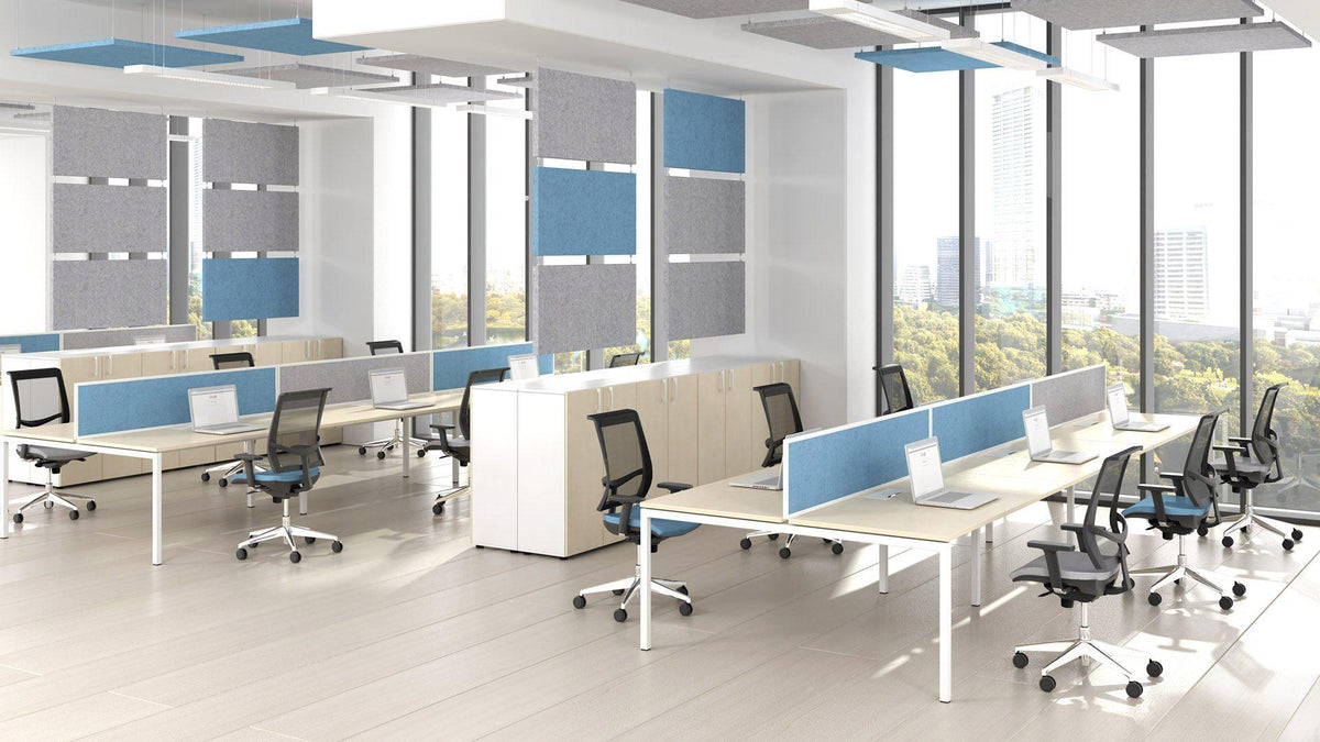 5 Things to Consider When Choosing a Commercial Desk