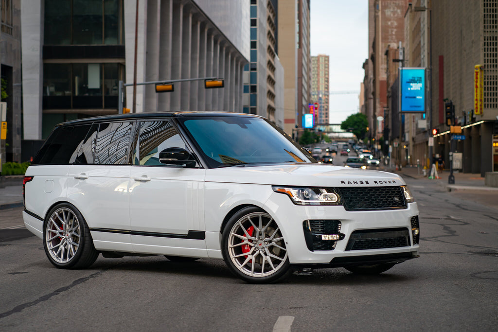 RANGE ROVER ON VOSSEN M-X3 WHEELS 