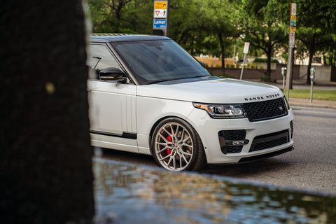 RANGE ROVER ON VOSSEN M-X3 WHEELS 