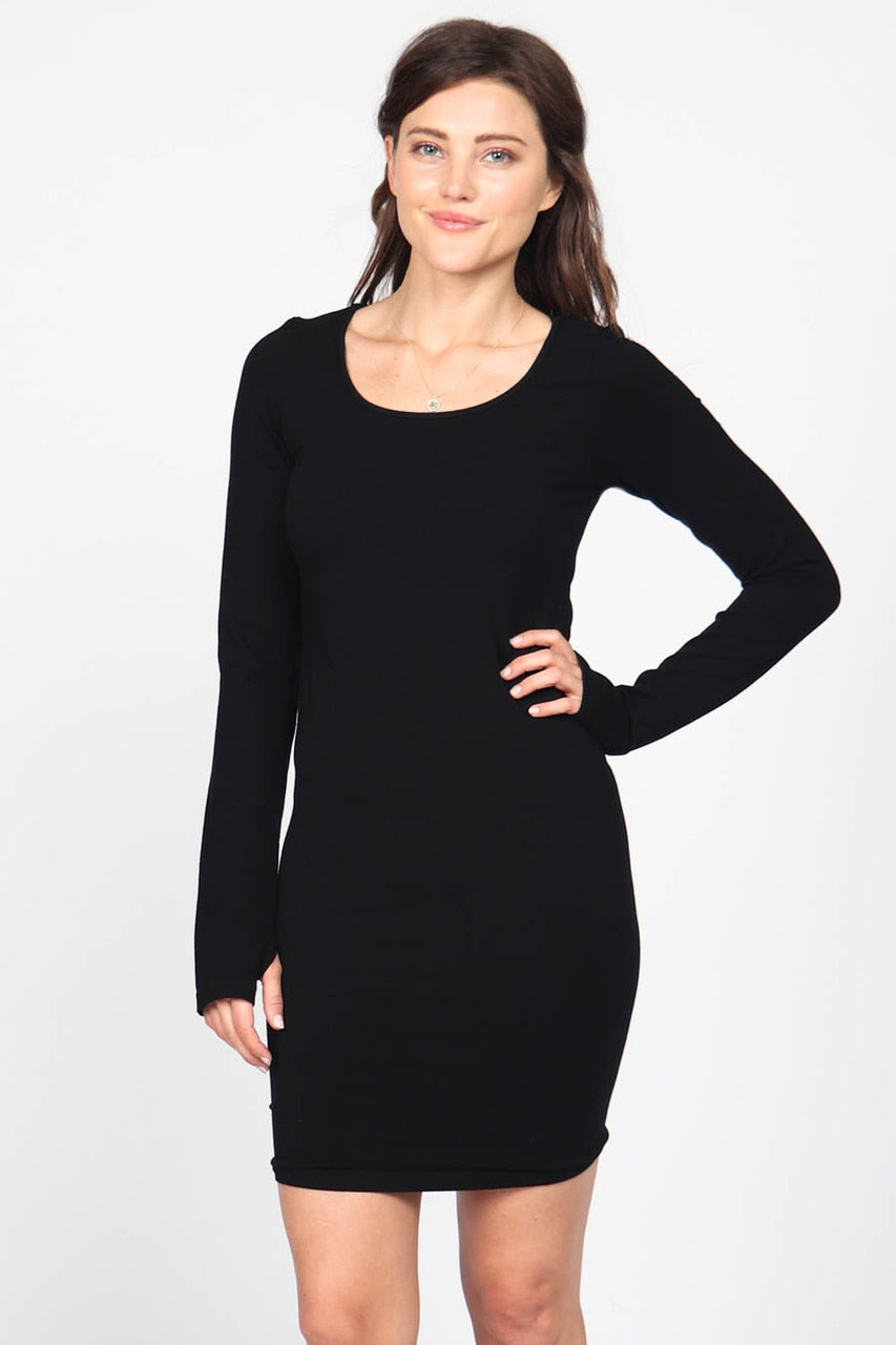 Long Sleeve Scoop Neck Seamless Dress with Thumbholes in Black