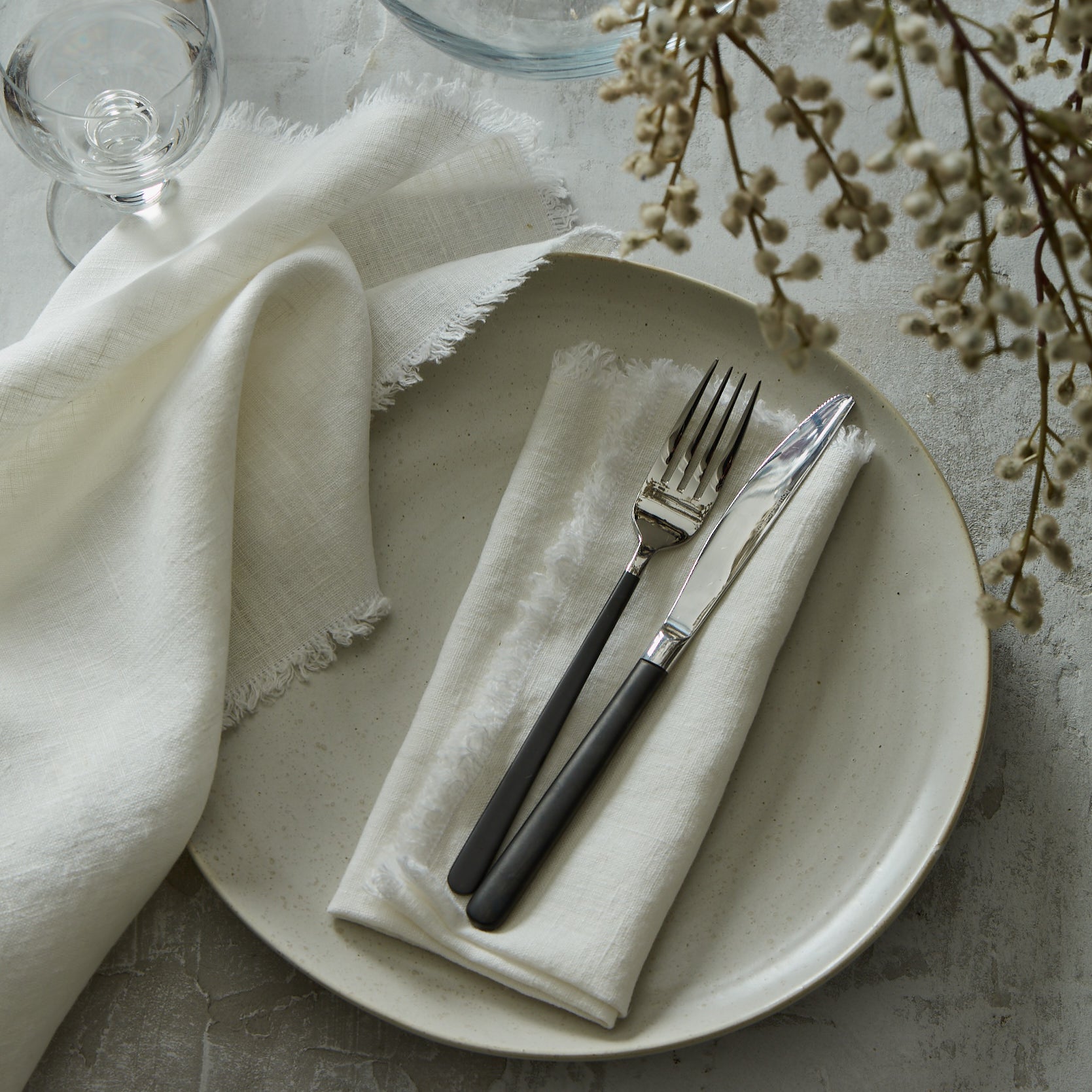 Set of 2 Antique White Linen Napkins