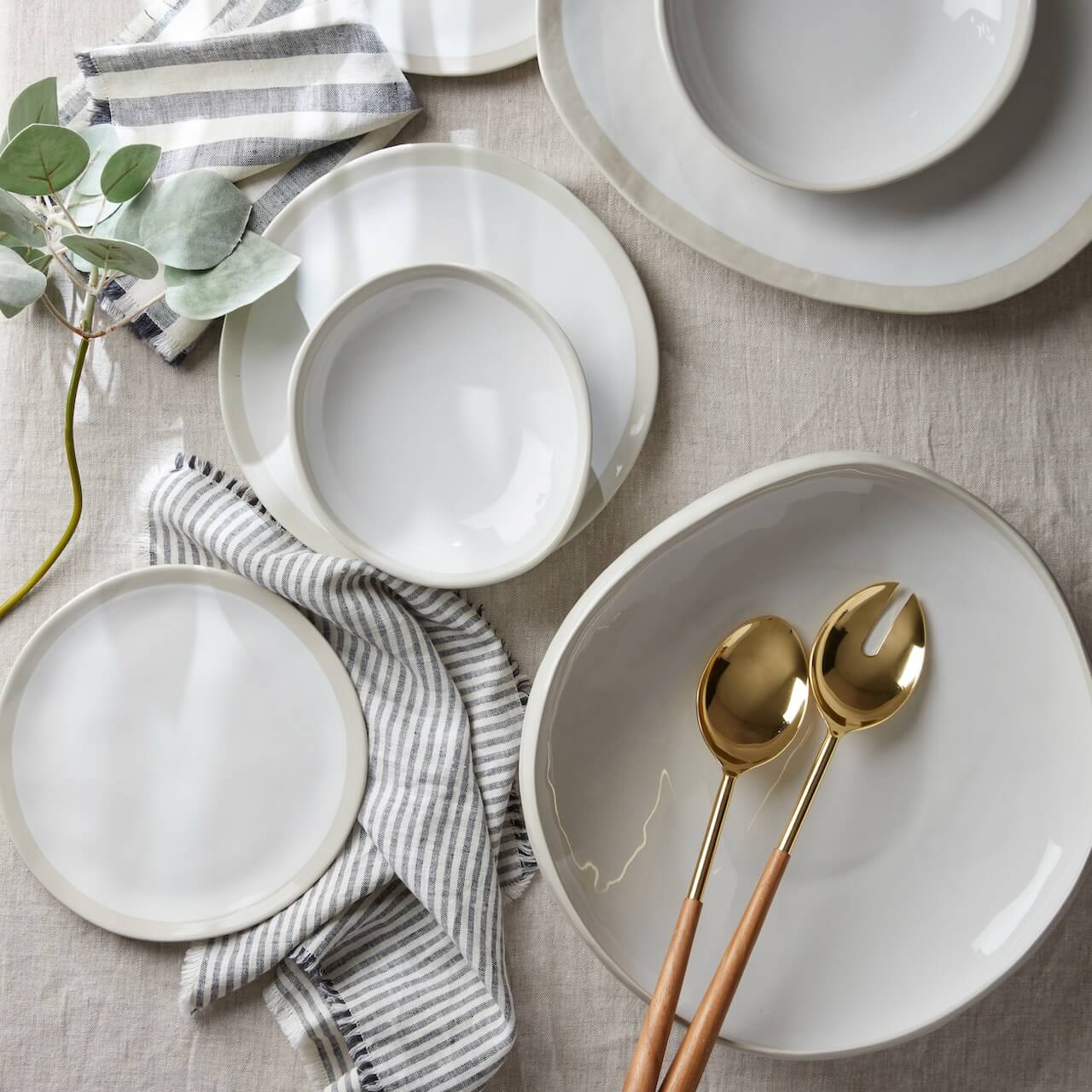 Vela Tableware