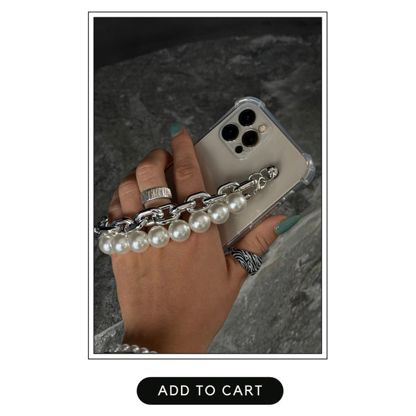 https://www.iwearlab.com/collections/iphone-cases-strap/products/transparent-iphone-case-with-pearls-bracelet?variant=42186683547810