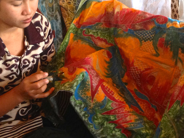 Batik artist, fabric in Bali 