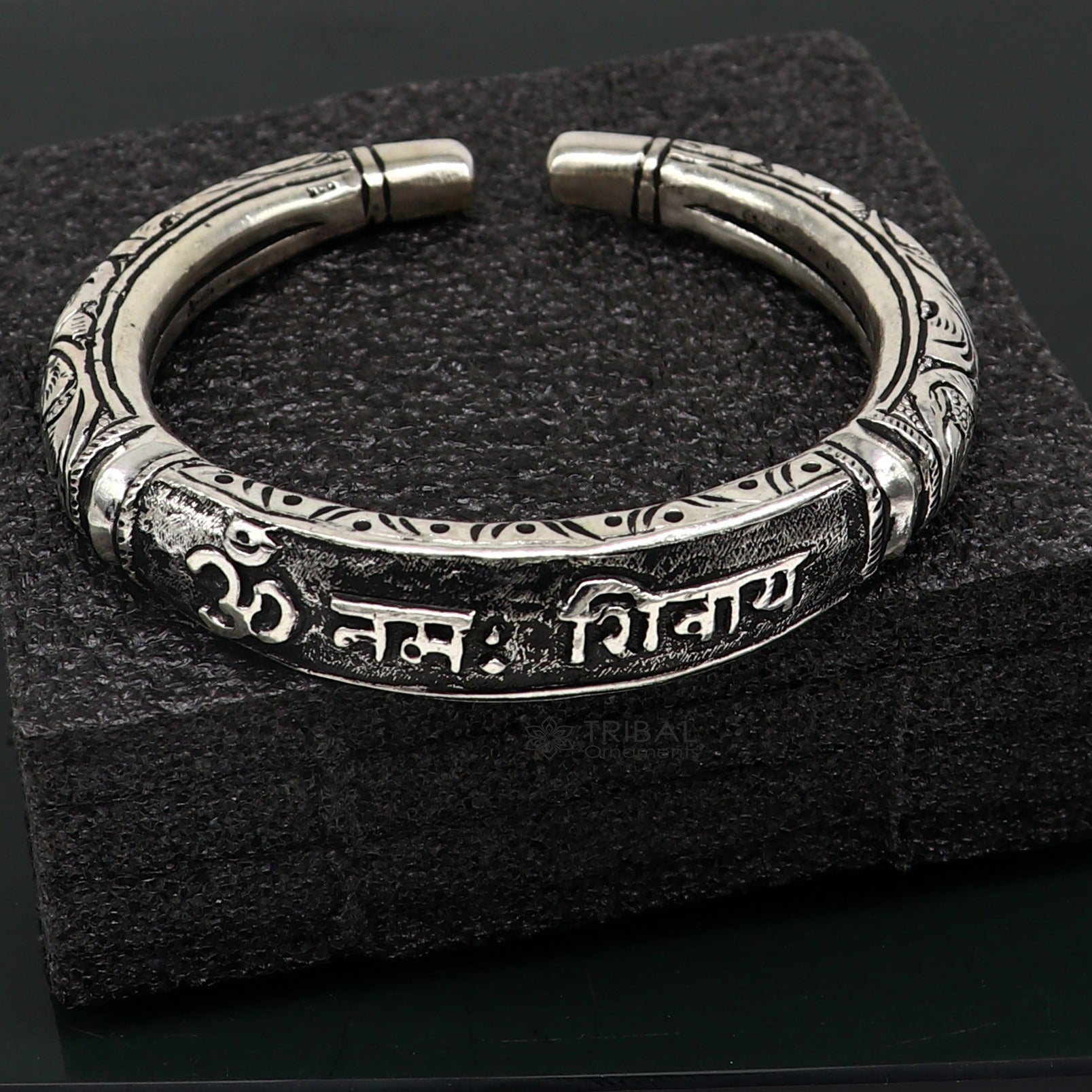 Om Namah Shivaye Bracelet | Kada In Ashtadhatu for Unisex (Free Size) (2  Pcs) | eBay