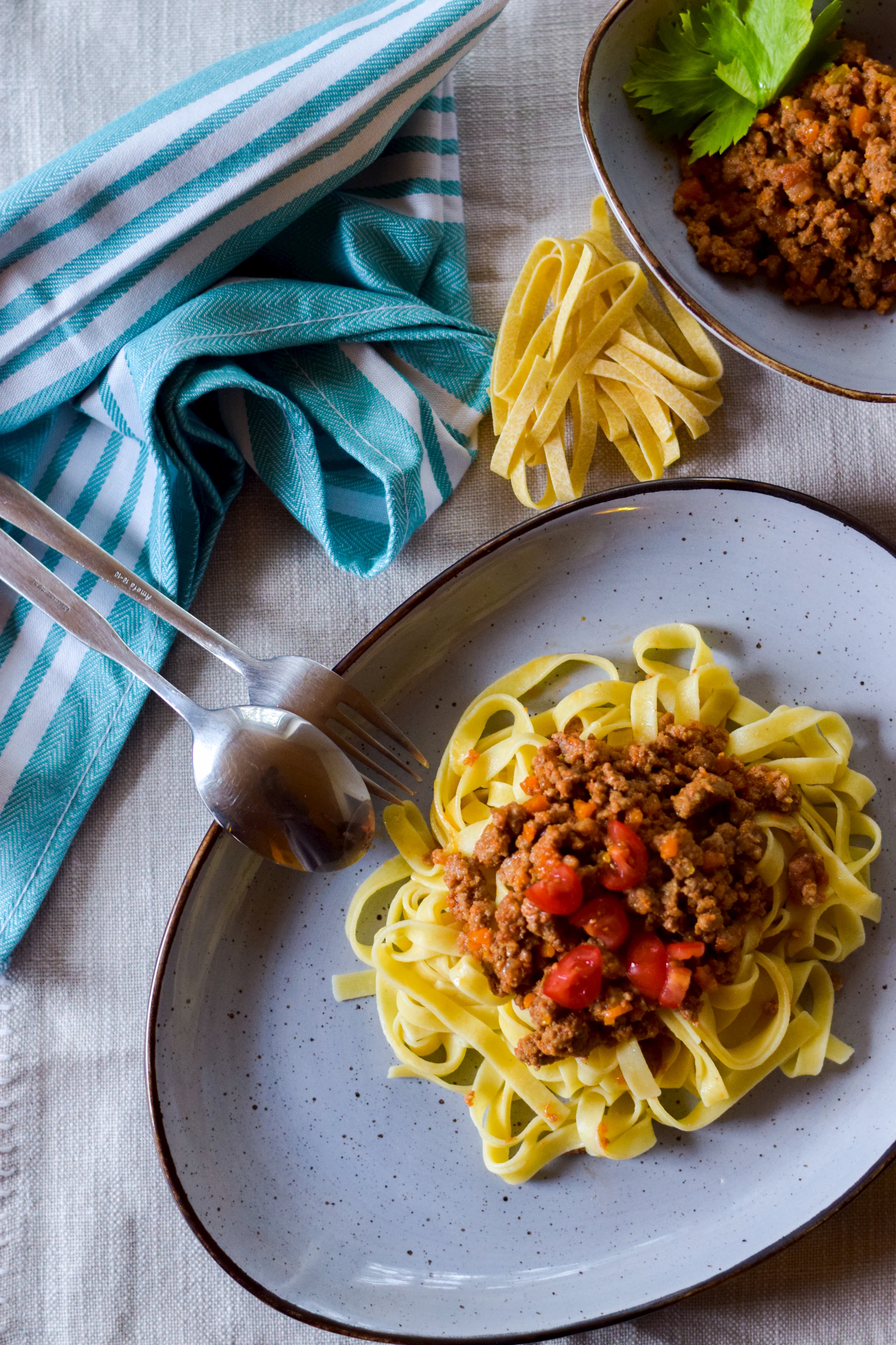 Bolognese, Bandnudeln