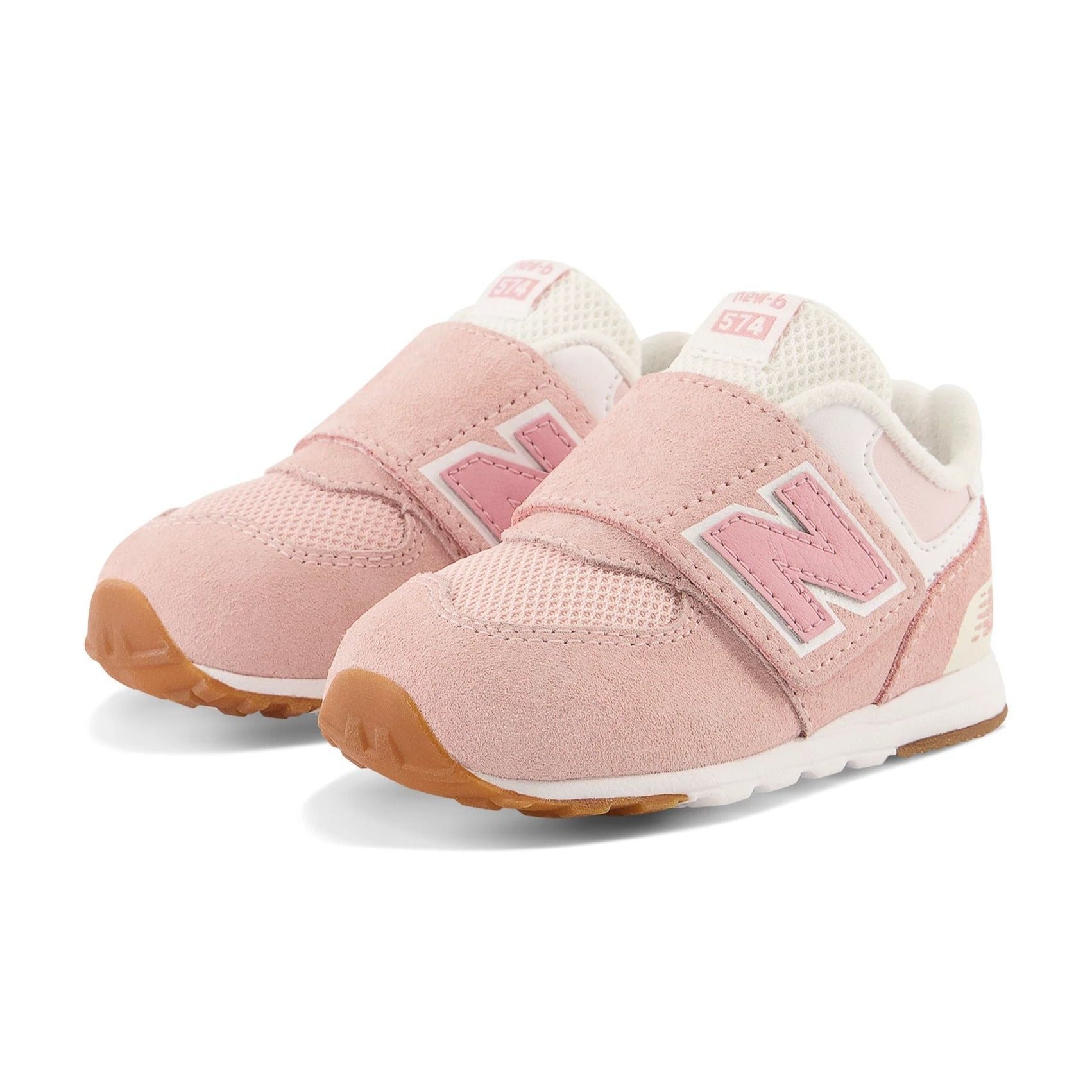 New Balance 574 New-B Hook & Sneaker