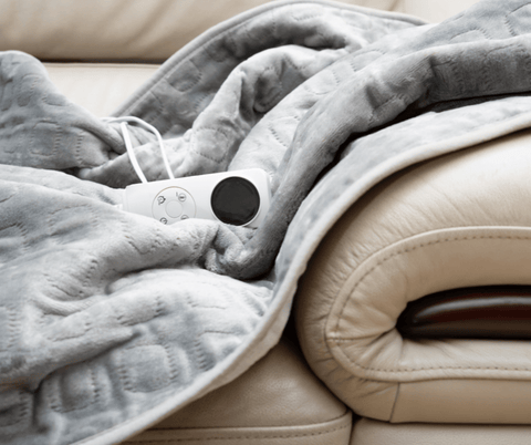 Electric blanket for elderly