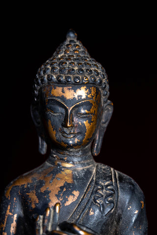 Buddha Antique statue