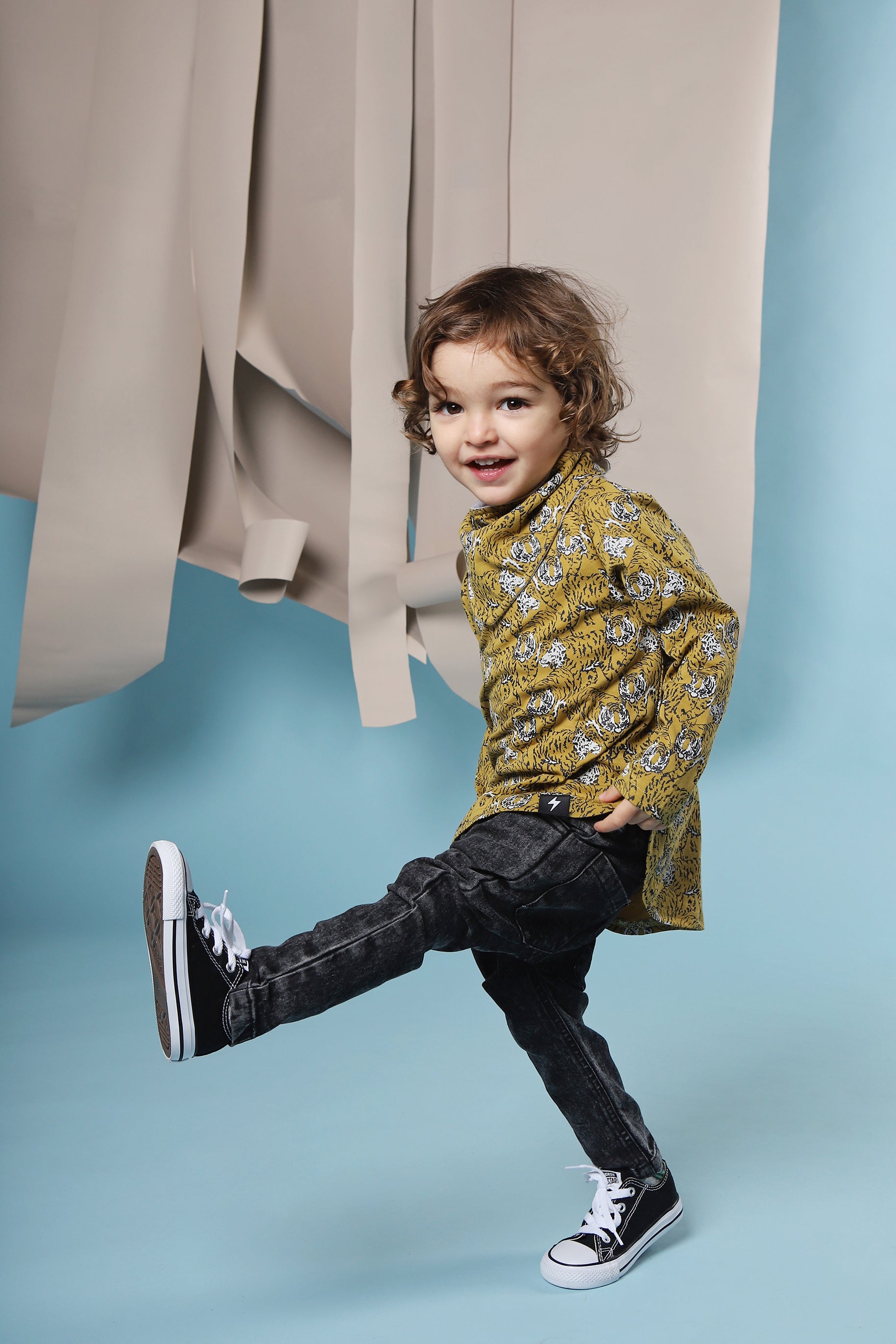 kids black jeggings