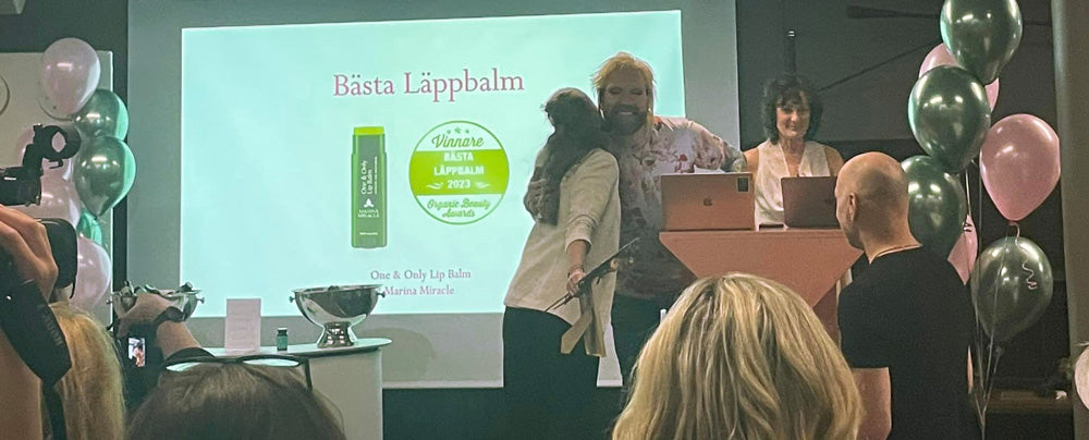 Tar imot pris for beste lip balm i Organic beauty awards