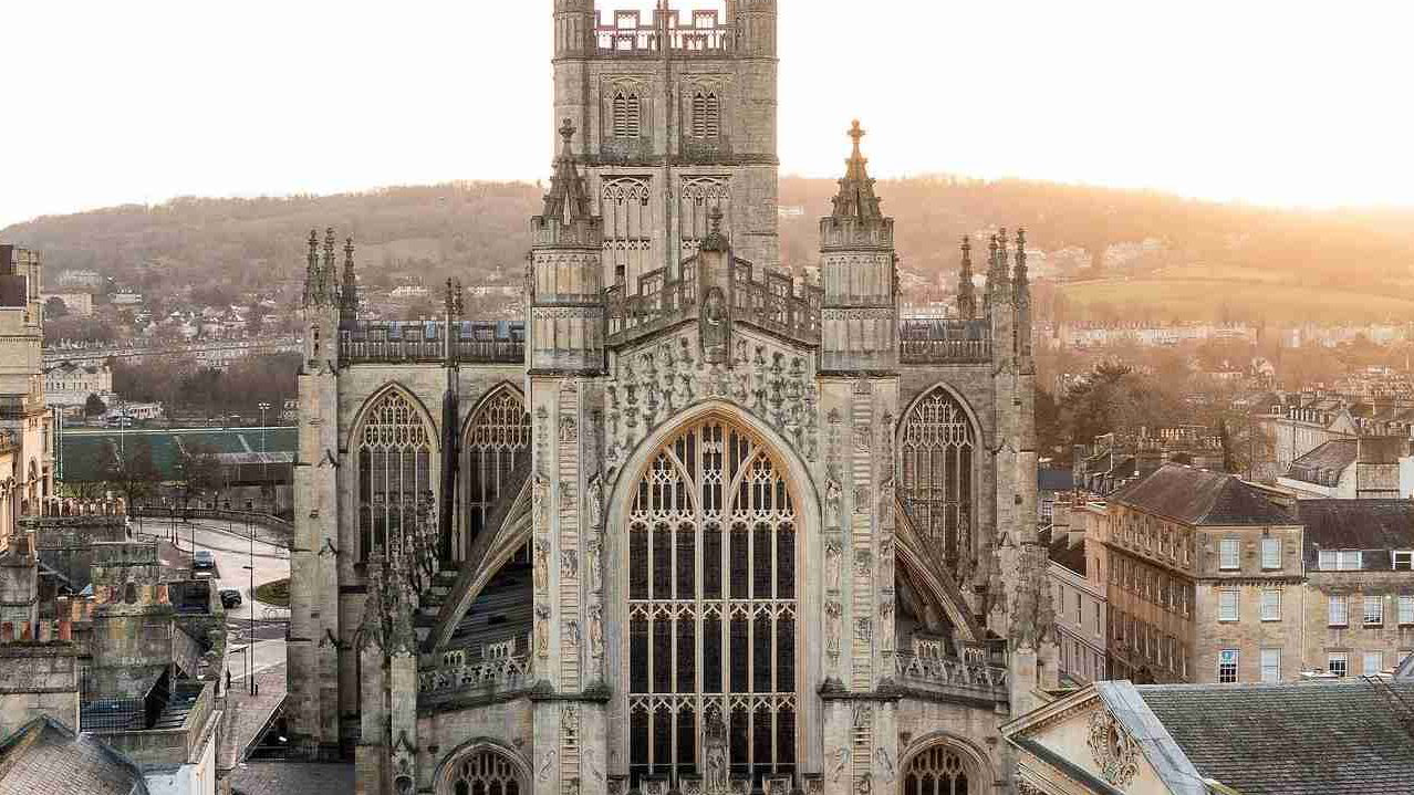 Bath Abbey_JAF24_onlinecrop.png__PID:f91c56bb-c2e3-4315-9f0d-8c760d44f32d