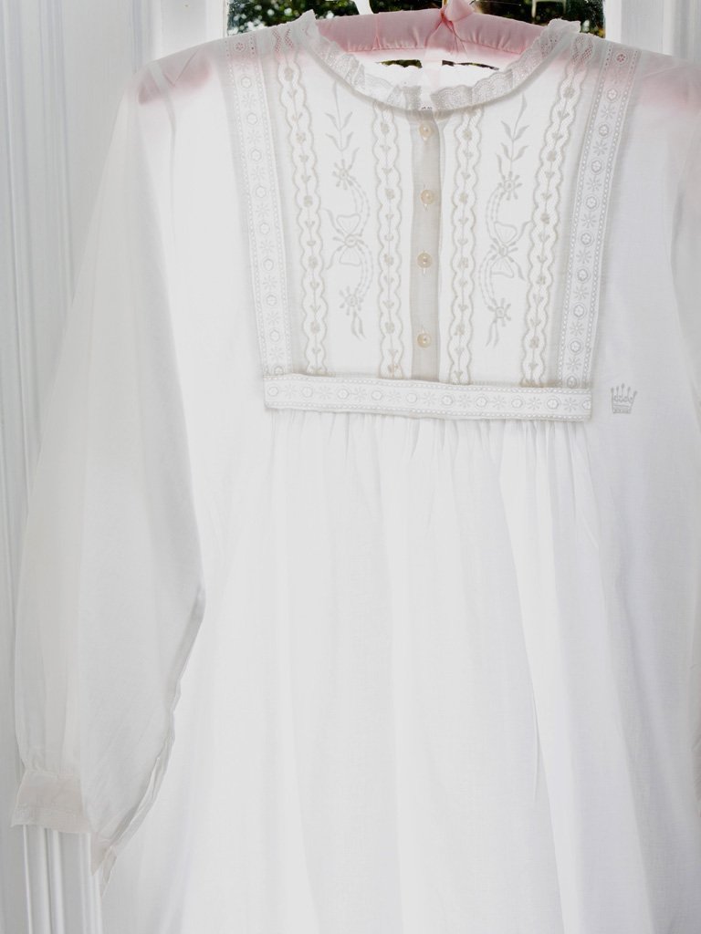 white cotton nightdress long sleeve