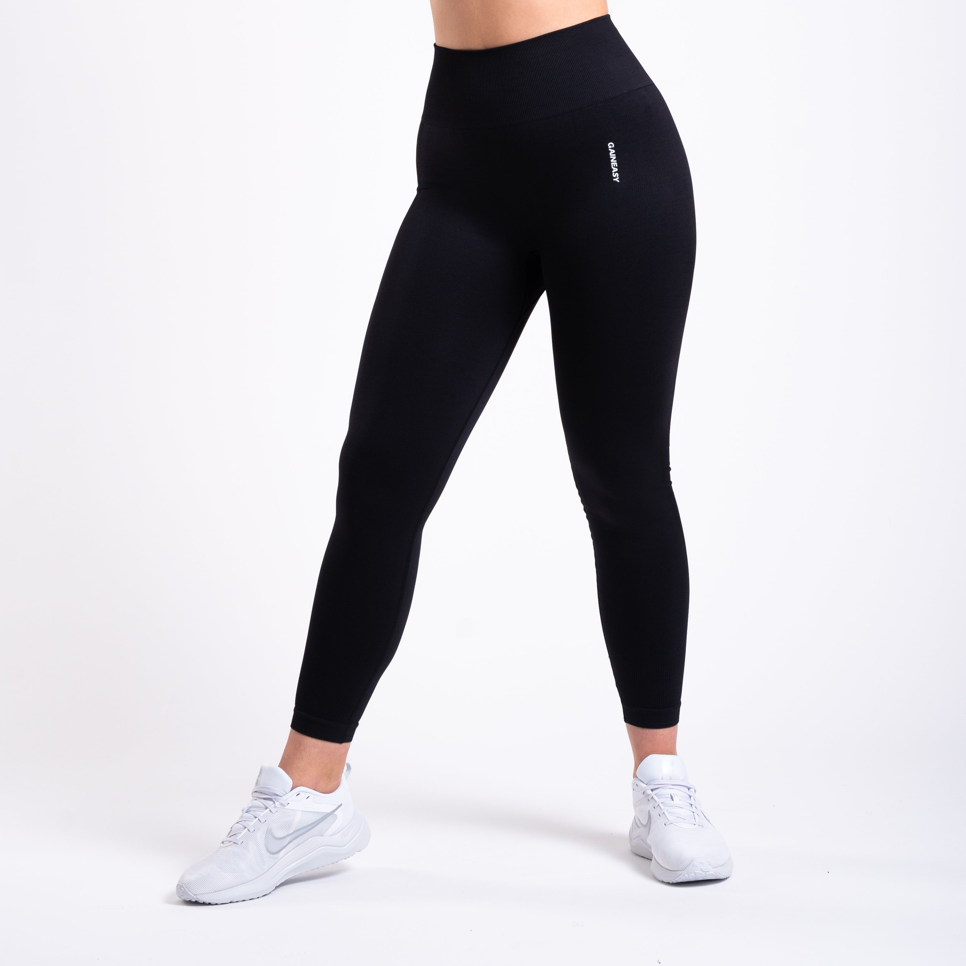 WHAT ARE SEAMLESS LEGGINGS?