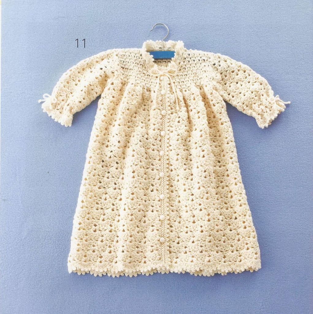 Crochet dress for baby
