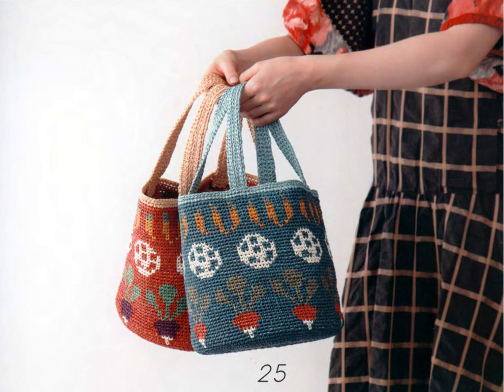 Cute crochet bag with beet ornament