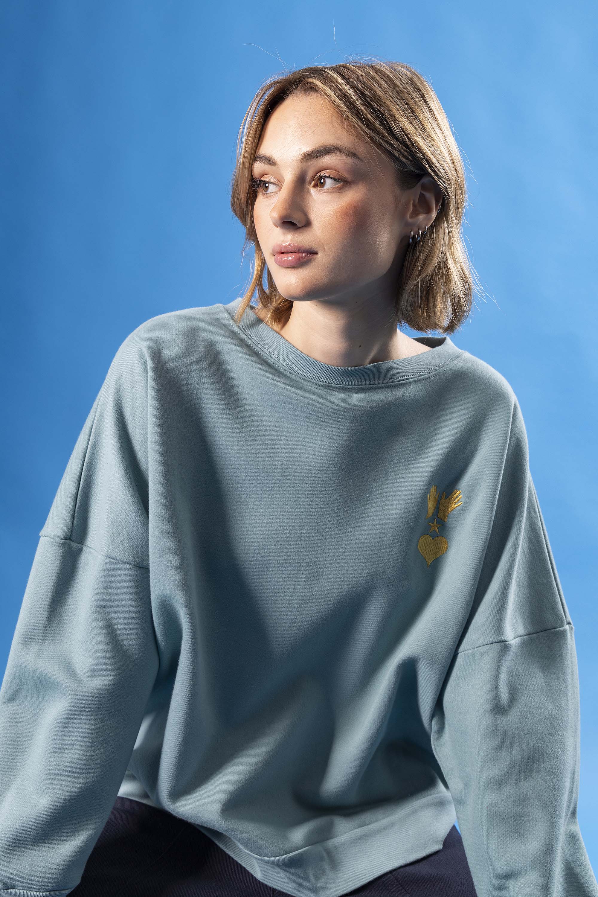 Oversized sweatshirt in blue green cotton and embroidered logo