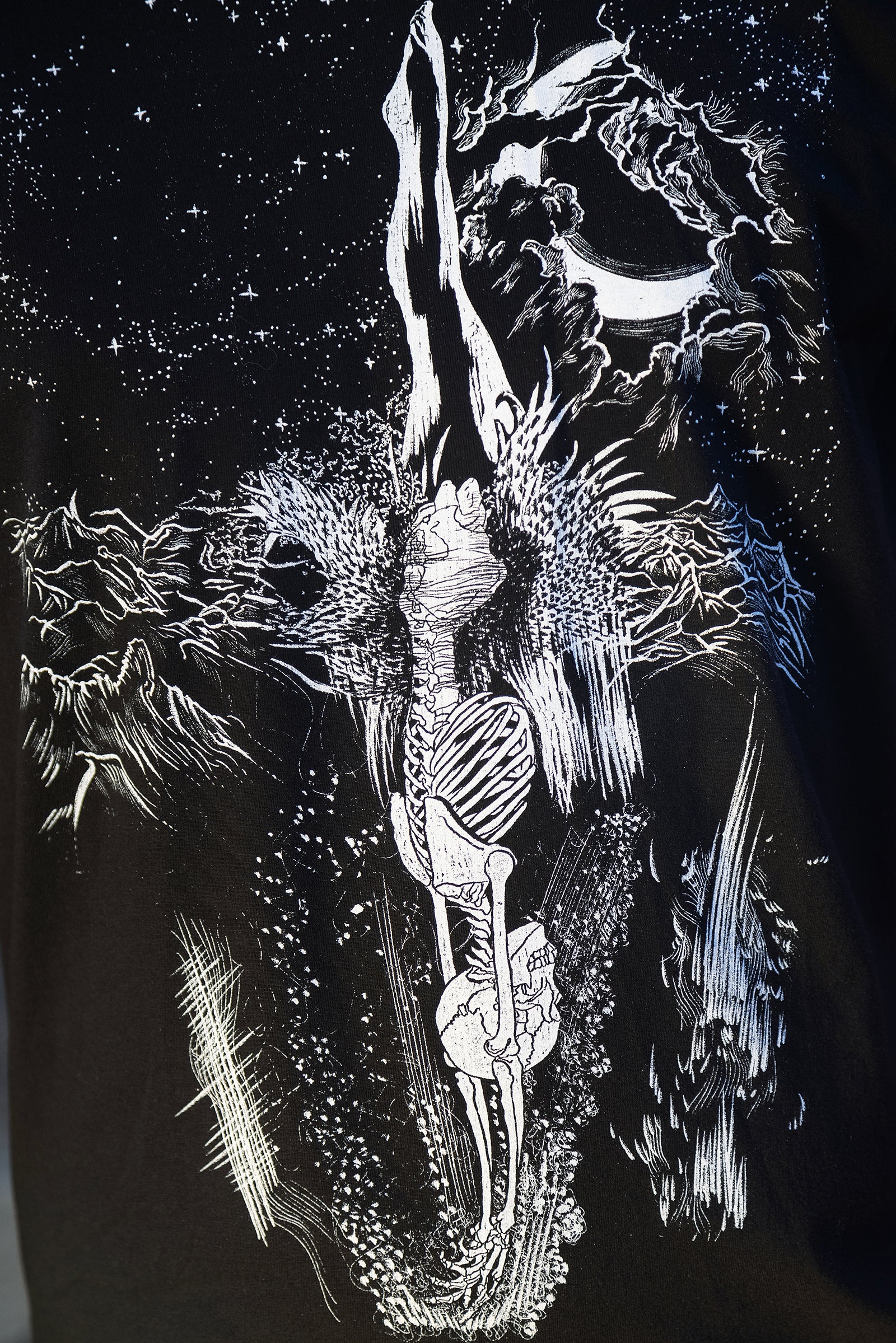 Men's T-shirt La vida Muerte skeleton dive plunge waterfall solar eclipse moon planets