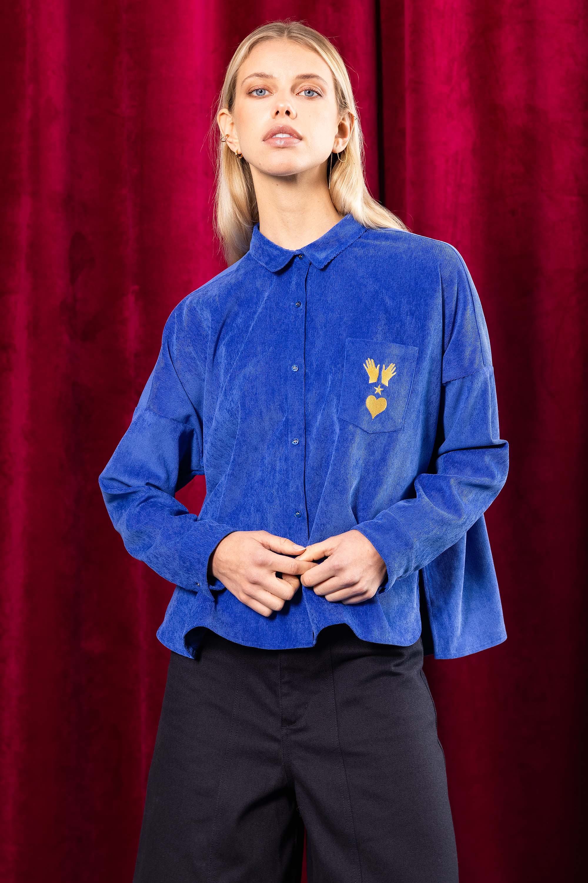 blue oversized and cropped shirt in milleraies velvet for women novelty new winter collection 2022