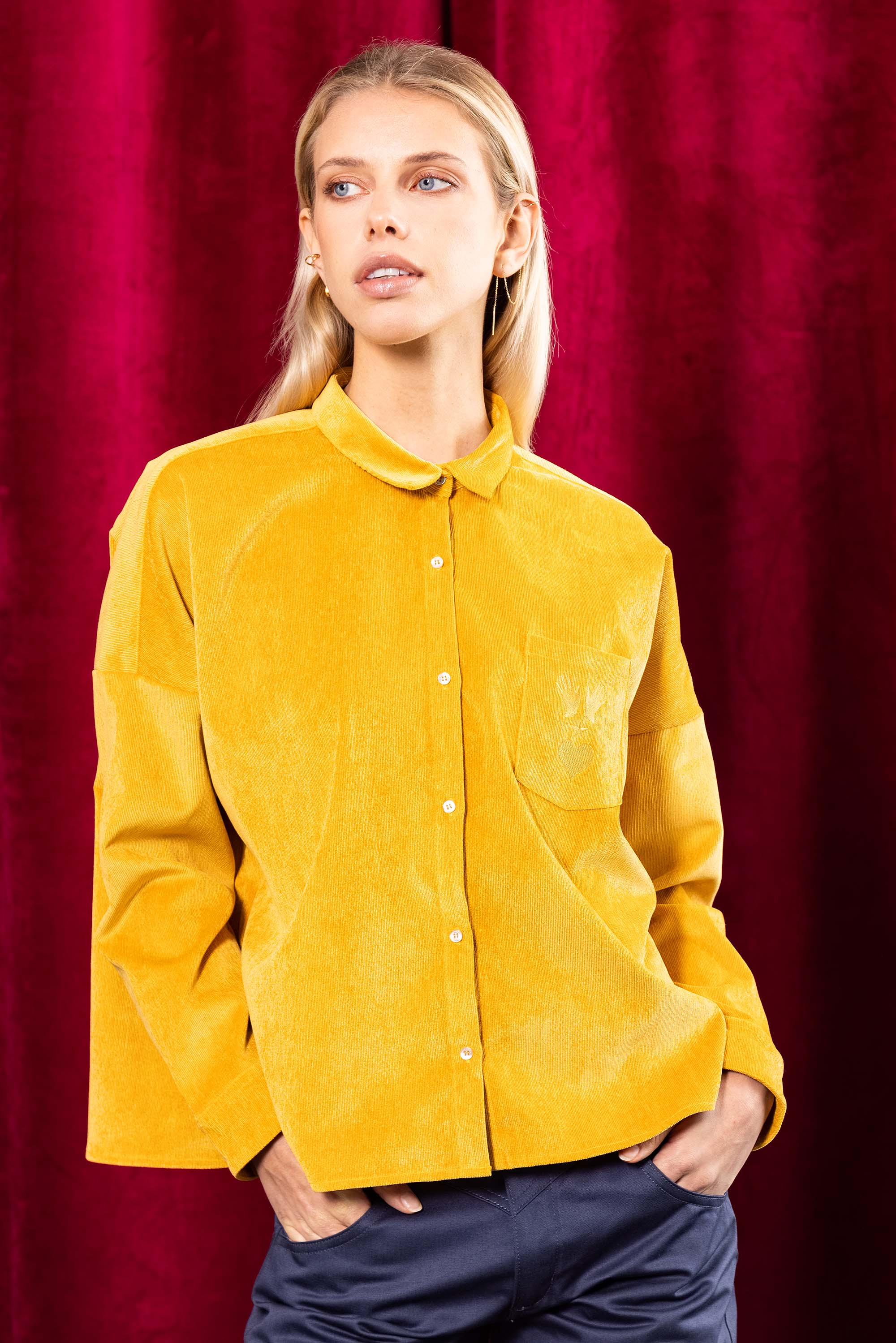 oversized and cropped yellow shirt in polyester milleraies velvet comfort softness femininity allure design misericordia style