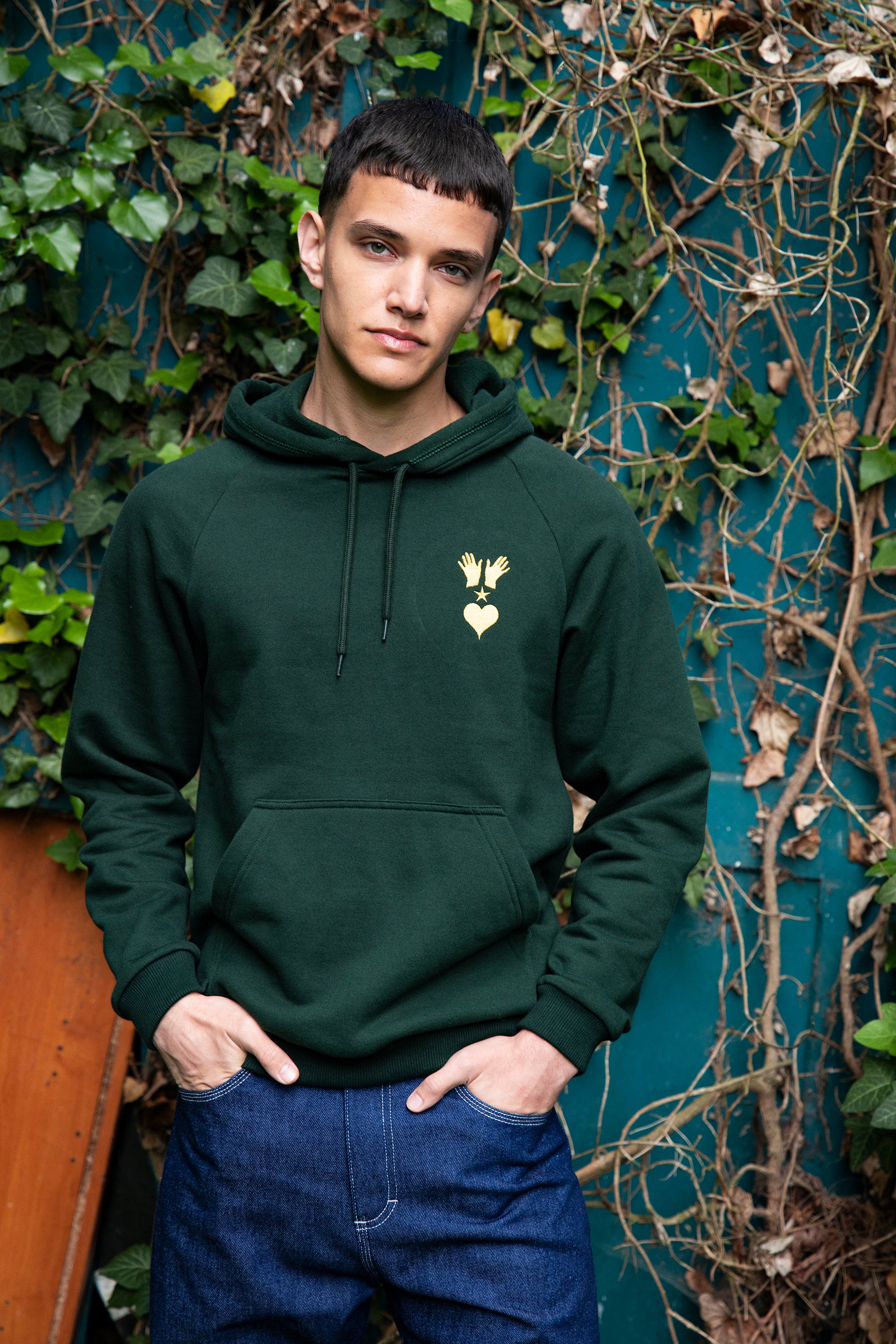 sweat capuche vert coupe droite poche kangourou en coton