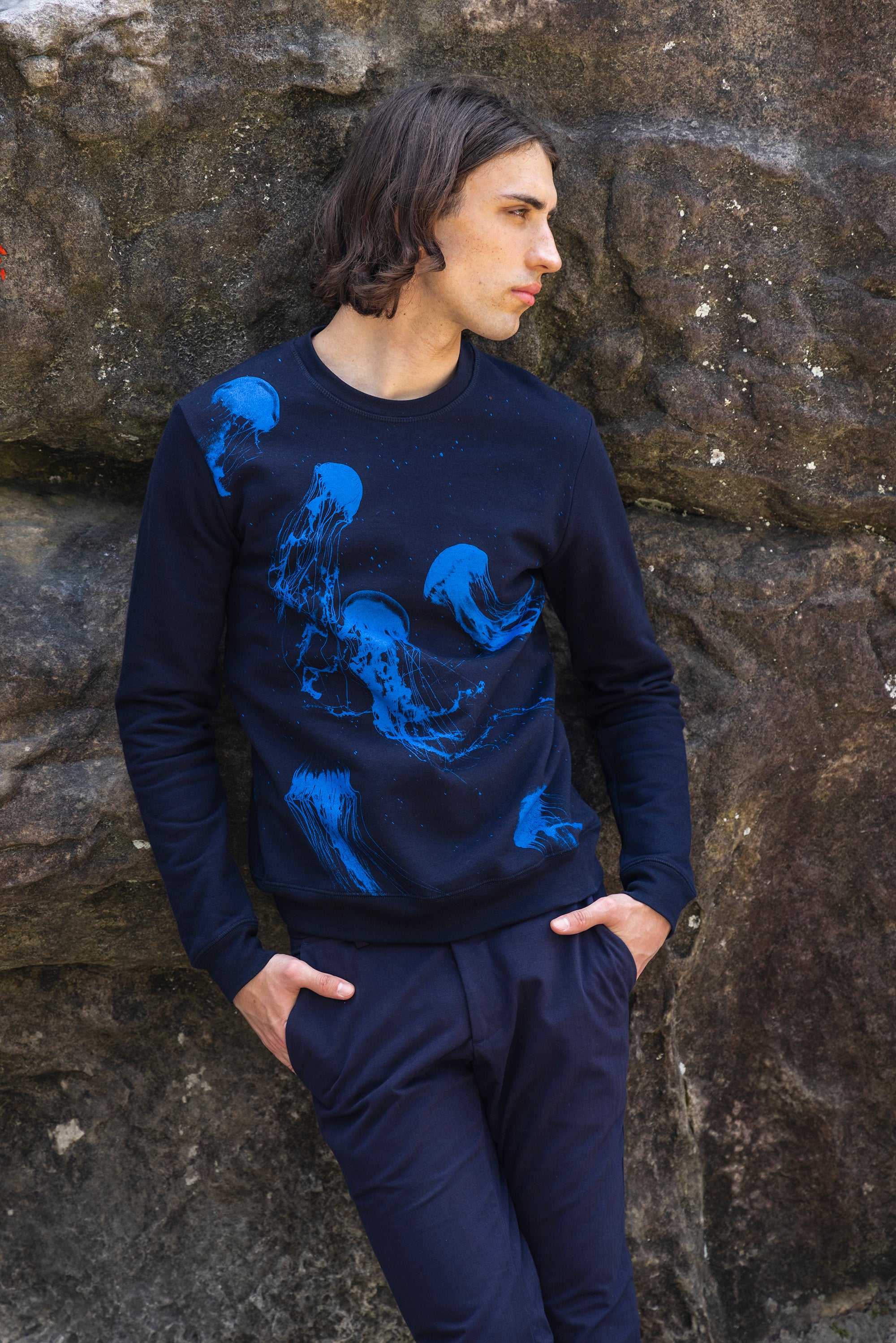 sweat-shirt bleu marine imprimé meduses en coton