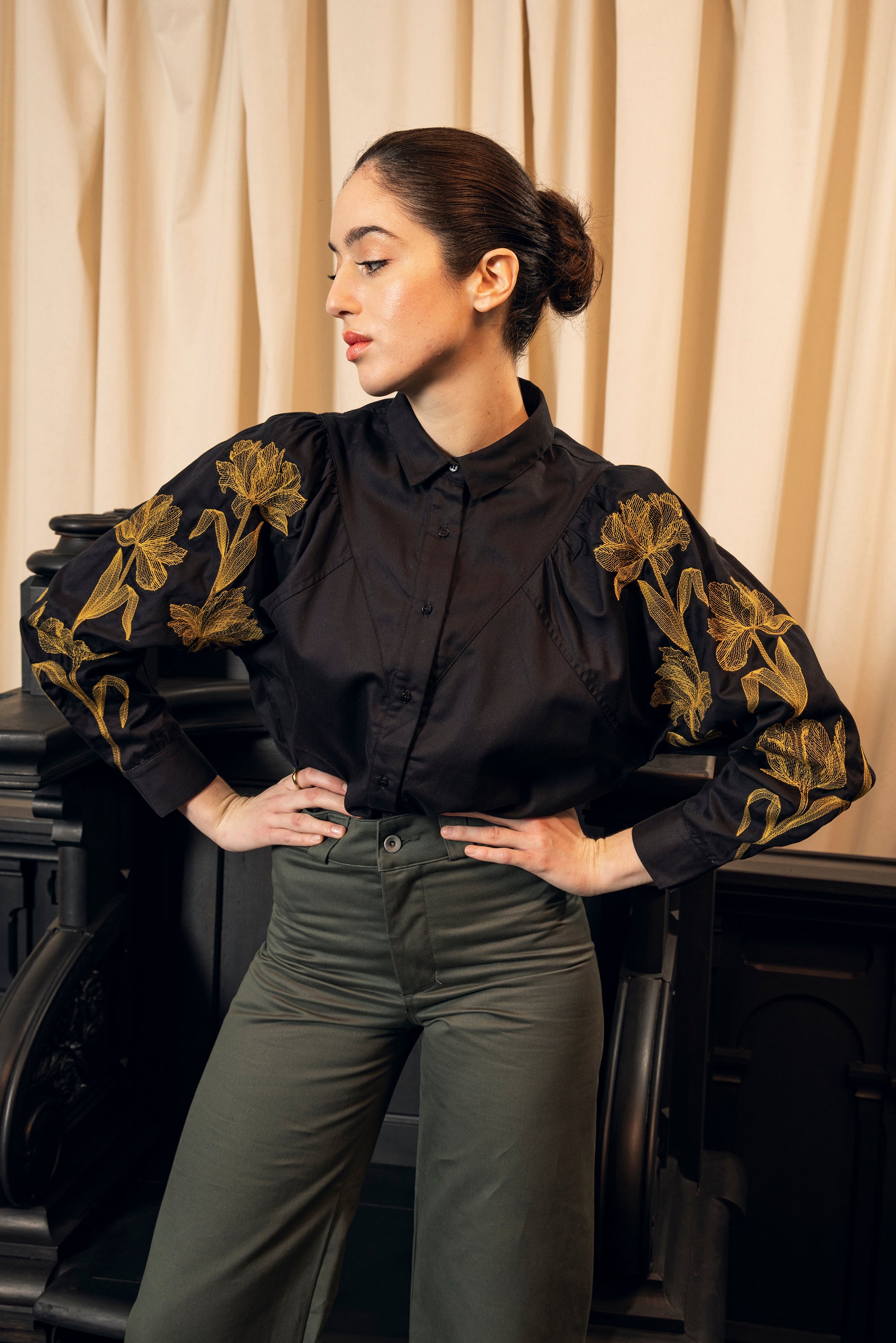 Black flower embroidery blouse with loose sleeves