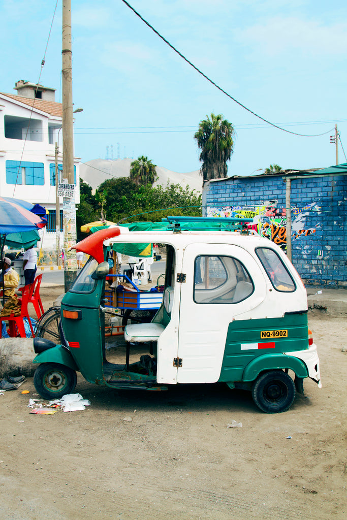 véhicule coloré de la ville de lIma au Pérou 