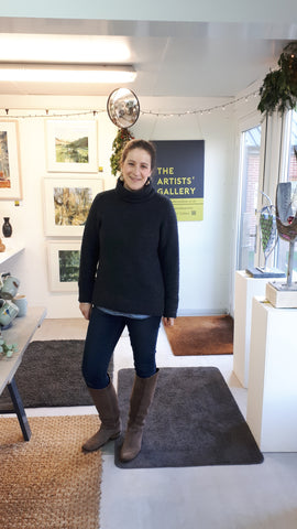 Alice Savery artist a member of The Artists’ Gallery, a gallery run by Artists at Ludlow Farmshop, Bromfield Ludlow, Alice Draws the Line