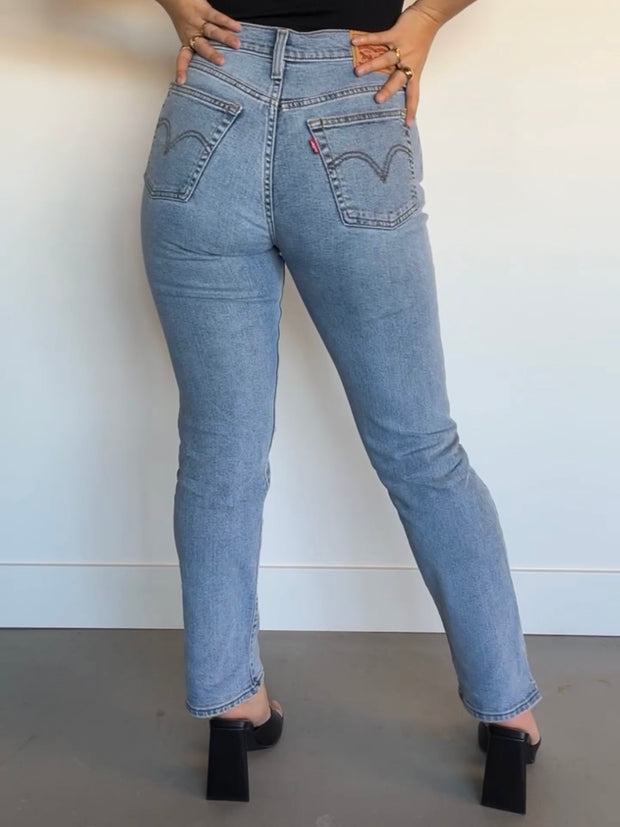 LEVI'S Wedgie Straight Christina – 27 Boutique