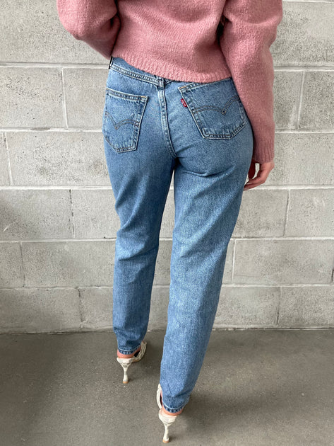 LEVI'S 80's Mom Jean Medium Indigo Worn In – 27 Boutique