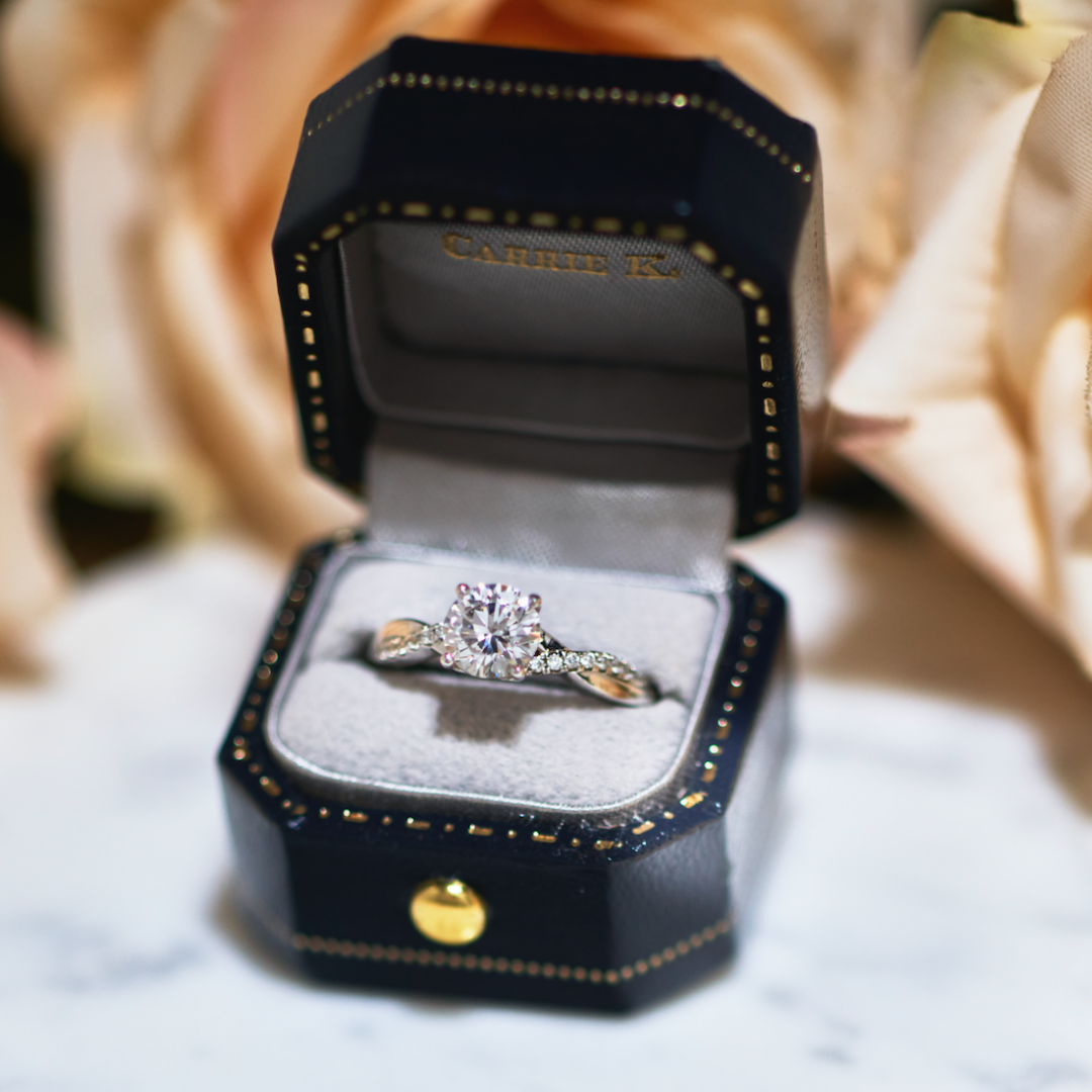 diamond engagement ring, cultured vs natural