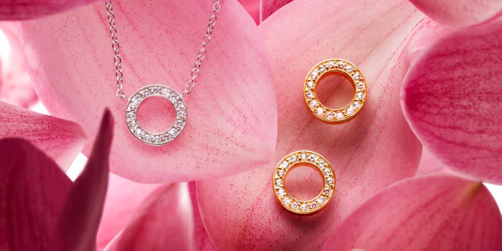 Efva Attling Circle of Love jewelry