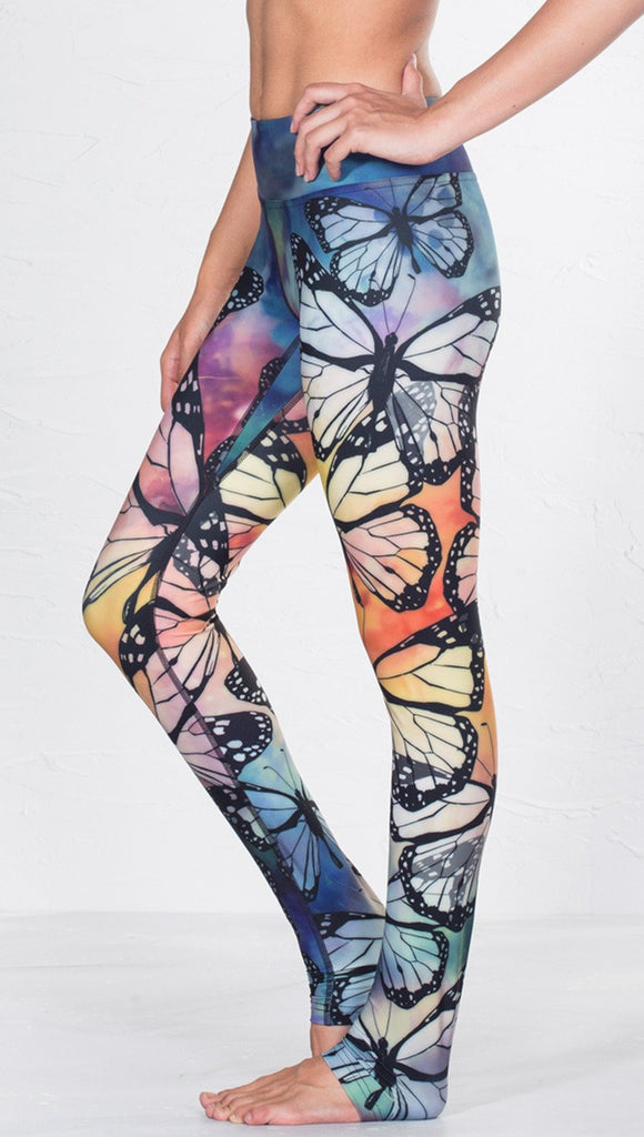 Dark Ombre Paisley Yoga Leggings – CALI Leggings