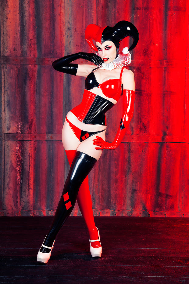 GEOMETRIC Red White Black Burlesque Corset Harley Quinn Costume Cosplay W/  Feather Train -  Denmark