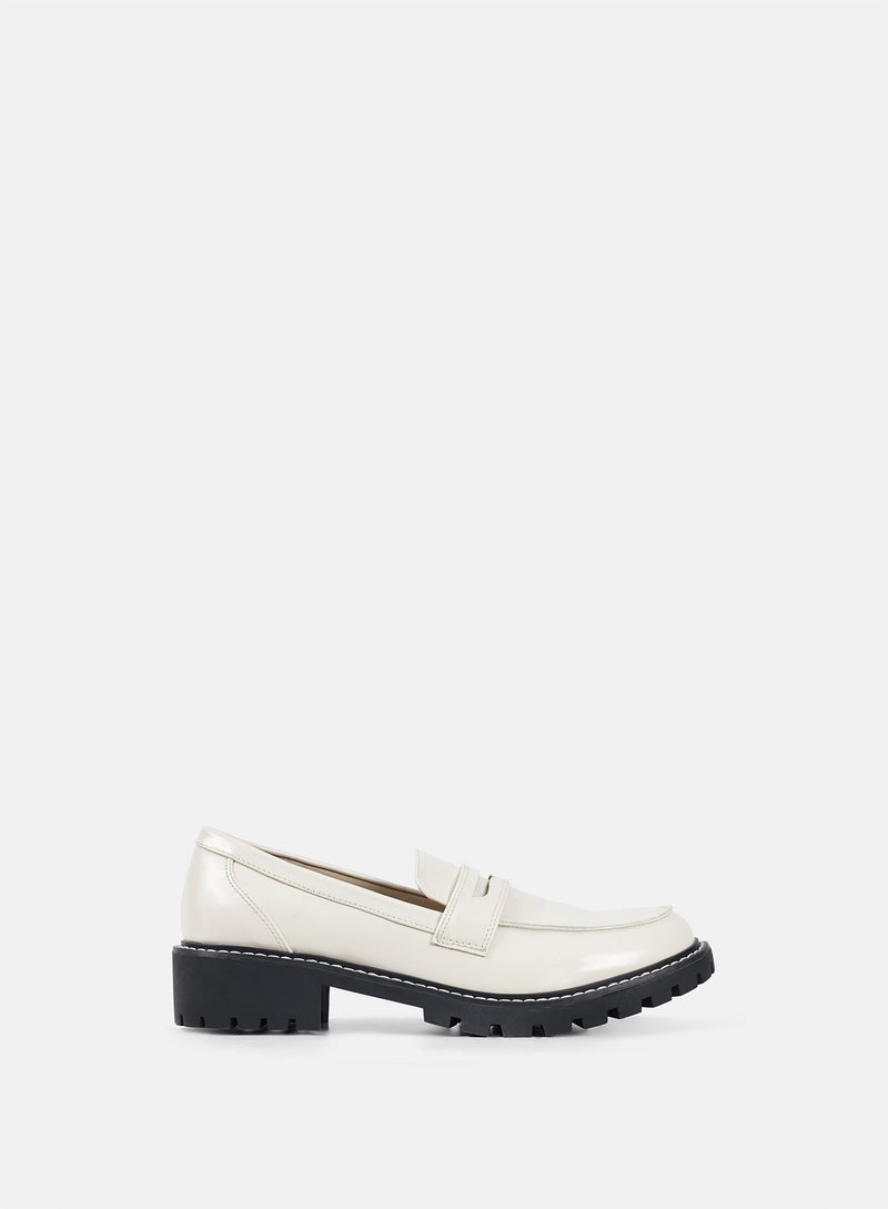 Lara Cleated Sole Loafer Cream