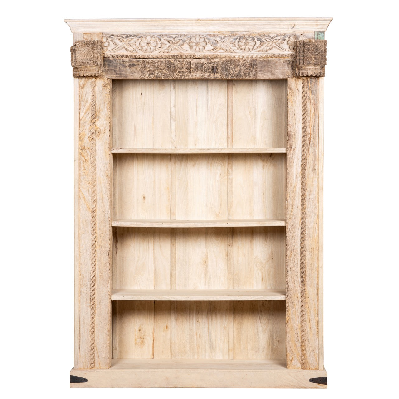 Decimale web In beweging Antieke Indische boekenkast met handgemaakt houtsnijwerk