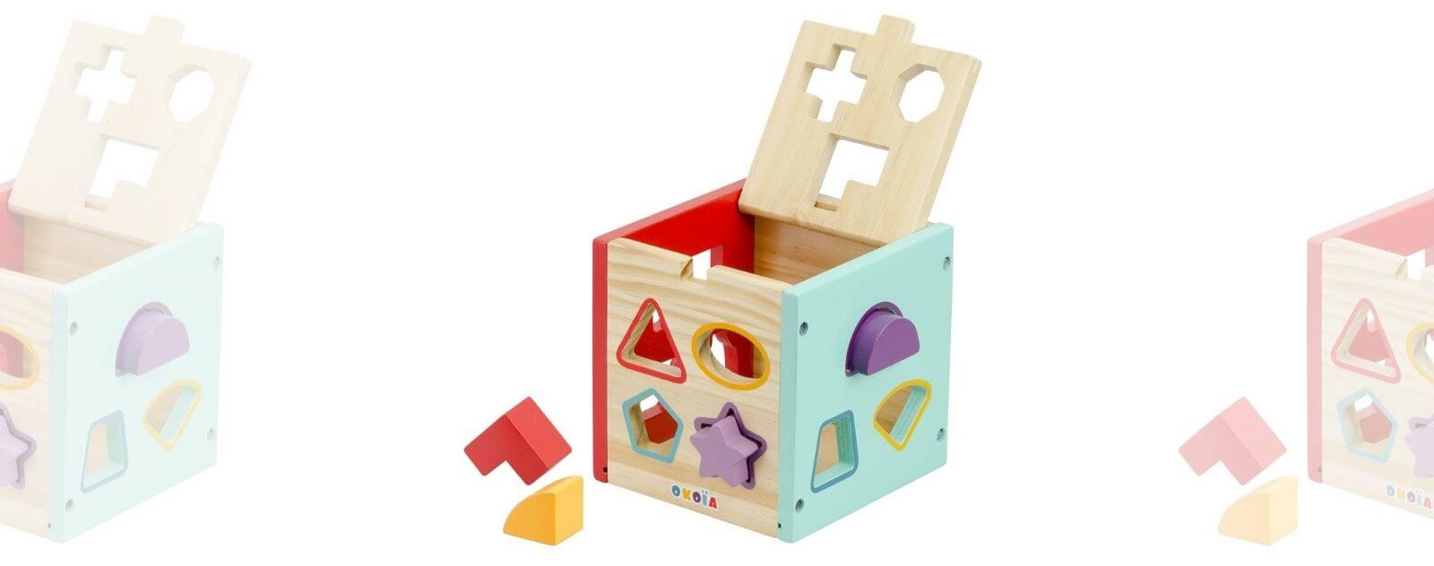 Wooden Shape Box with Stars, Rounds, Squares and Triangles Red Blue Green Yellow