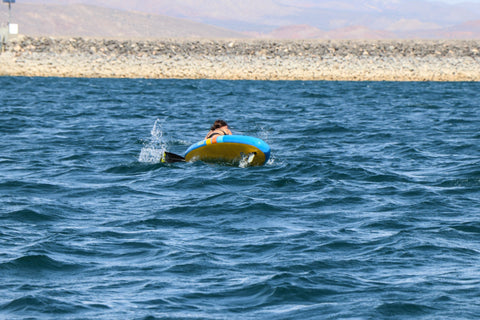 falling off an inflatable paddle board