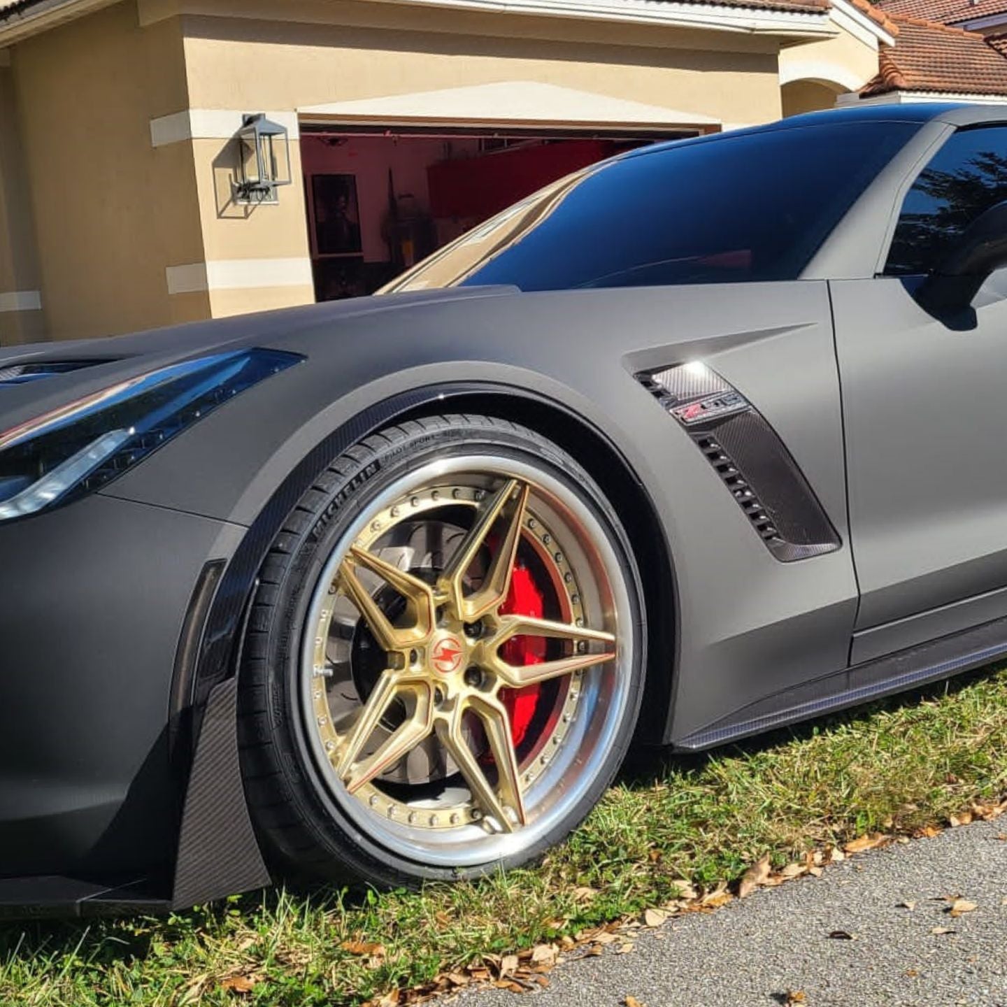 How To Choose a New Set of Custom Wheels for Your Corvette