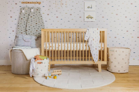 minimal baby nursery set up 