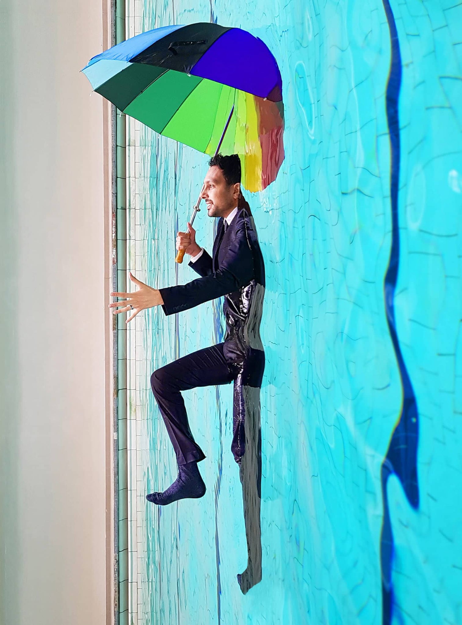 Best Forced Perspective Photography Examples for Photographers — Falling in Pool — Sunny 16