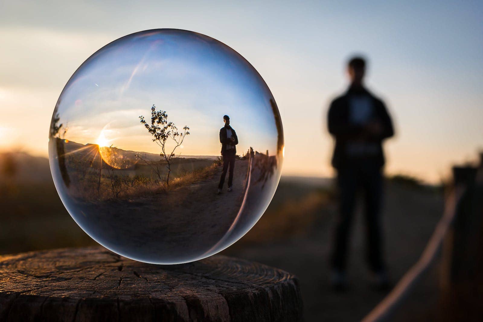Best Forced Perspective Photography Examples for Photographers — Lens Ball — Sunny 16